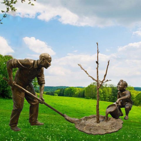 种树浇树的爷孙俩铜雕